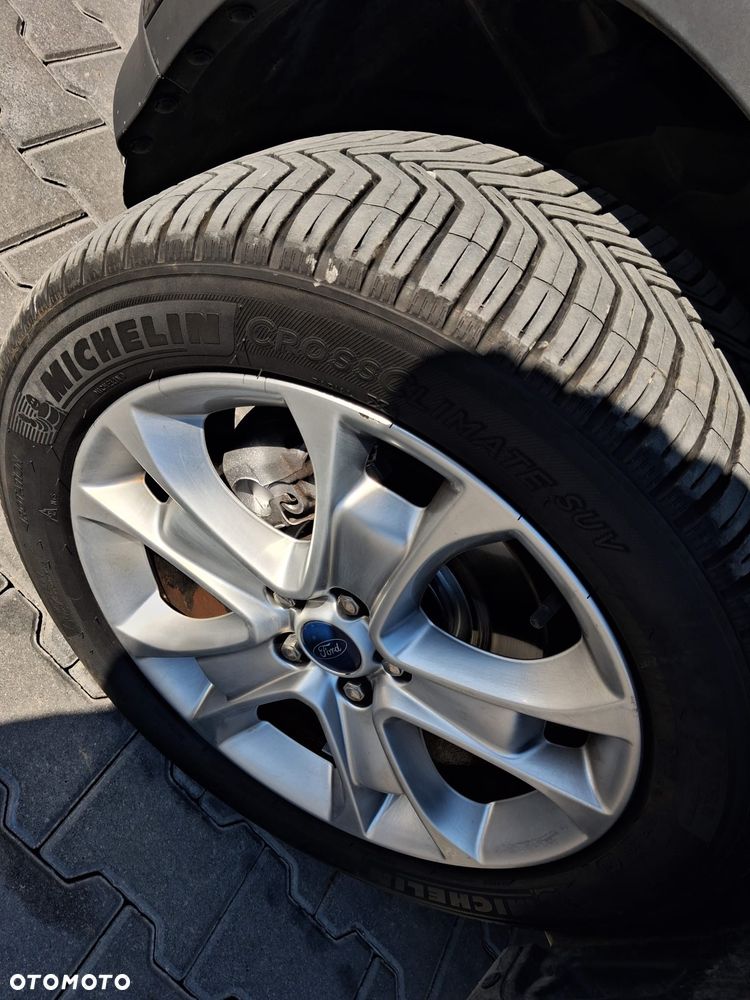 Ford Kuga 2.0 TDCi 4x4 Titanium - 26