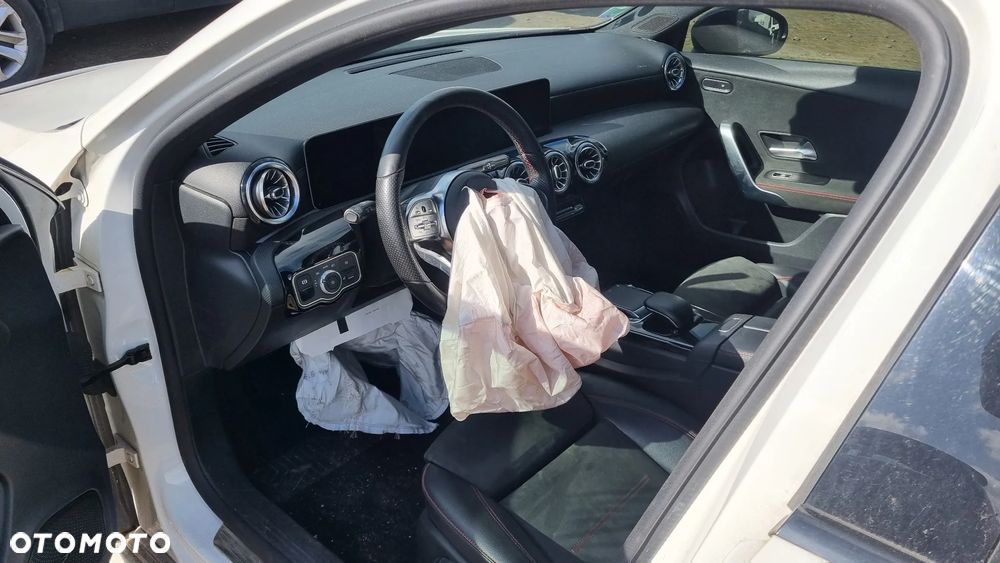 Mercedes-Benz Klasa A 200 d 8G-DCT AMG Line - 19