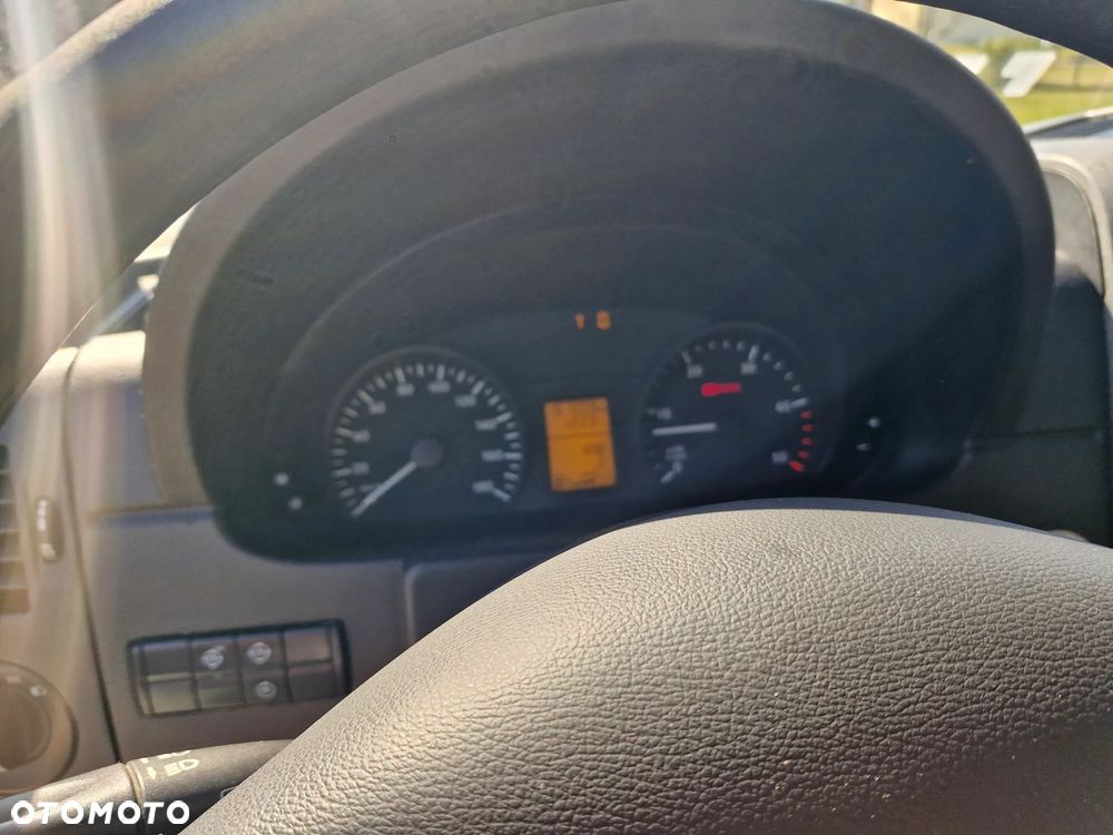 Mercedes-Benz SPRINTER - 11