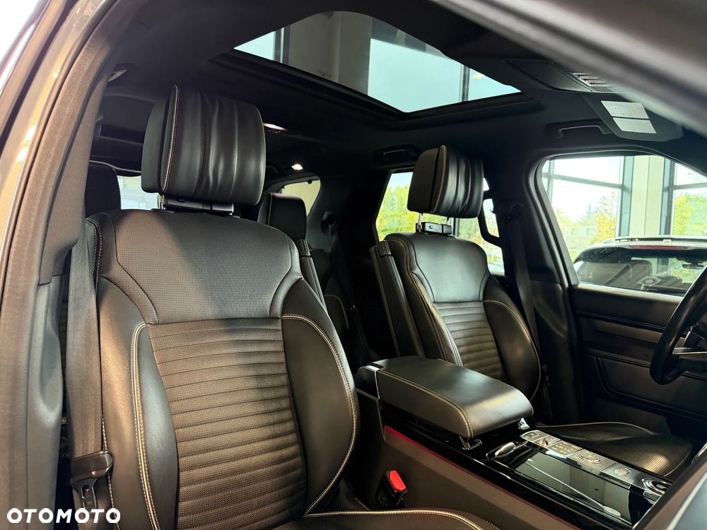 Land Rover Discovery 3.0 Td6 SkyView Edition - 31