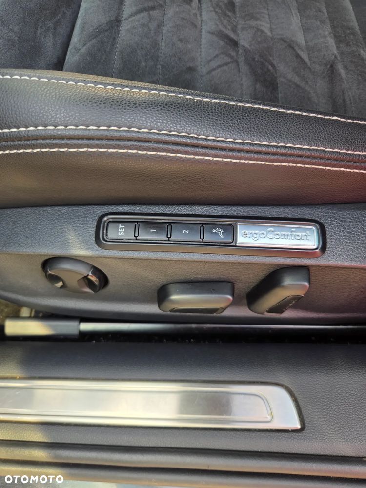 Volkswagen Passat 1.5 TSI EVO Elegance DSG - 16