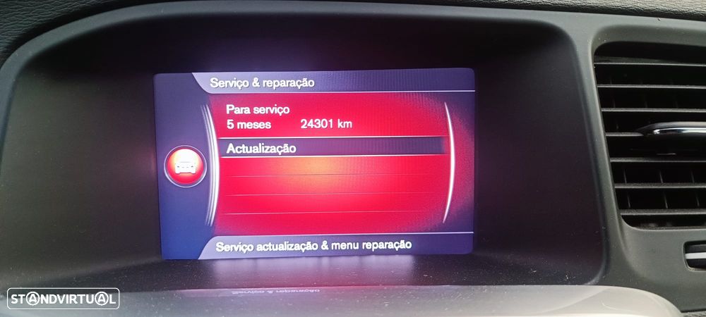 Volvo V60 D3 Geartronic R-Design - 20