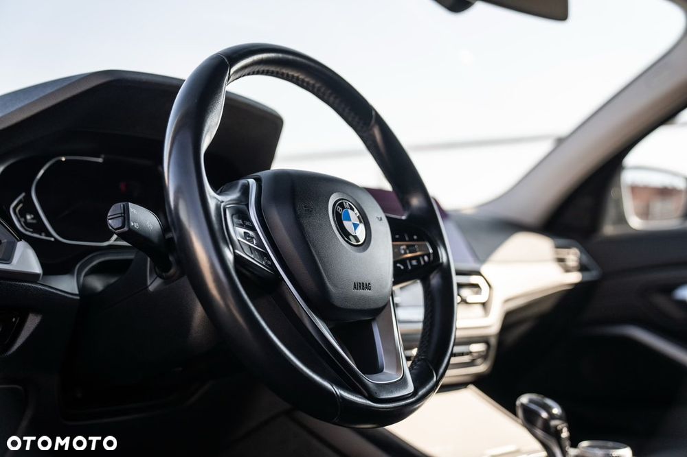 BMW Seria 3 - 11