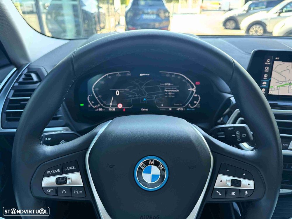 BMW X3 30 e xDrive - 12