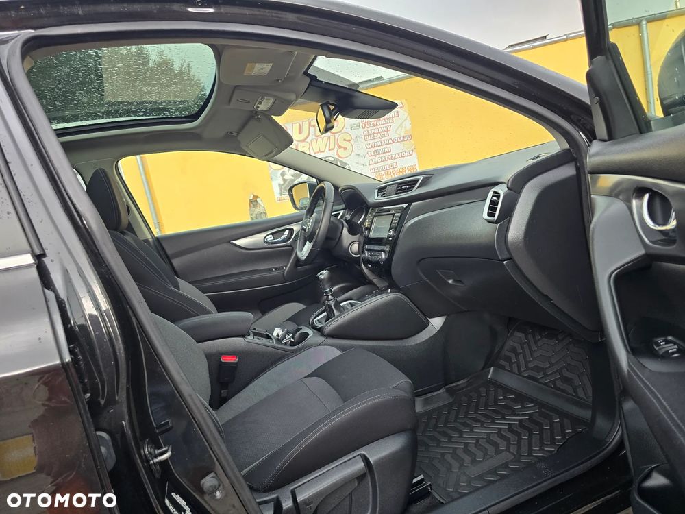 Nissan Qashqai 1.2 DIG-T N-Connecta EU6 - 12