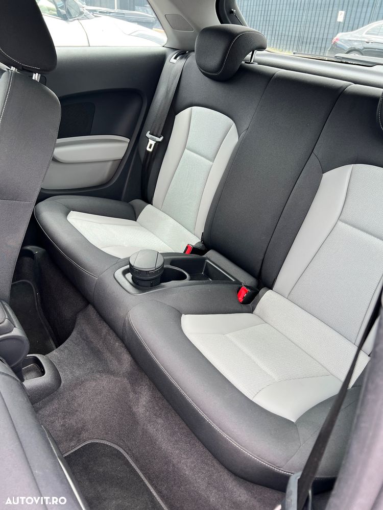 Audi A1 1.4 TFSI 119g Stronic Ambition - 5