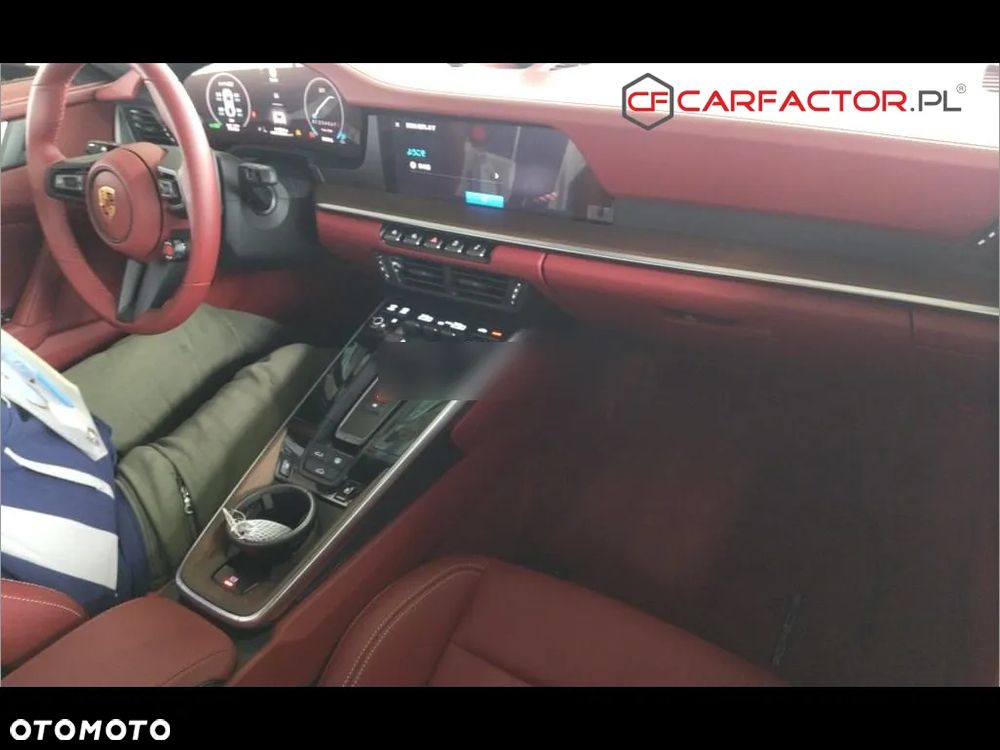 Porsche 911 Carrera PDK - 3