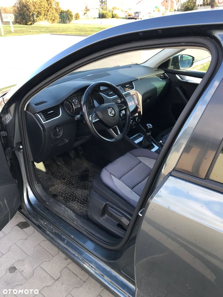 Skoda Octavia 1.6 TDI Ambition - 6