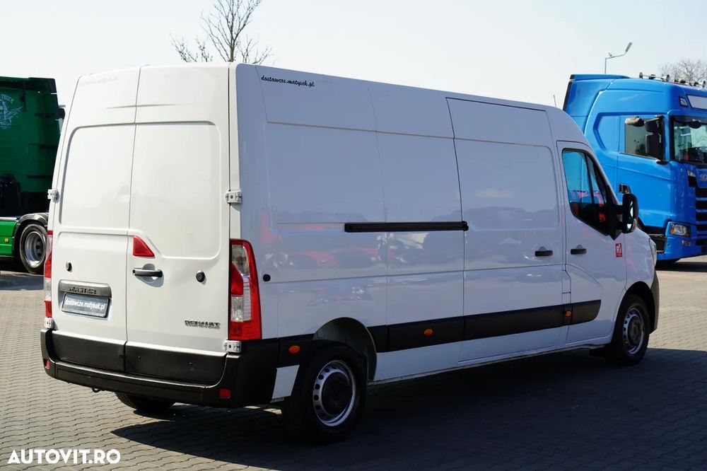 Renault MASTER / BLASZAK /  L3H2 / PANEL / 2023 R / IMPORTAT - 9