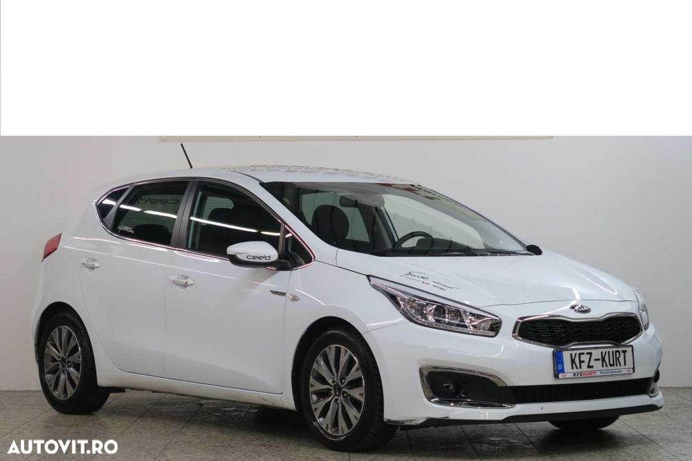 Kia Ceed 1.6 GDI Dream-Team Edition - 1