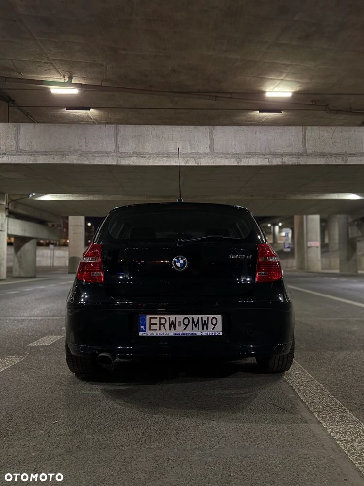 BMW Seria 1 120d - 4