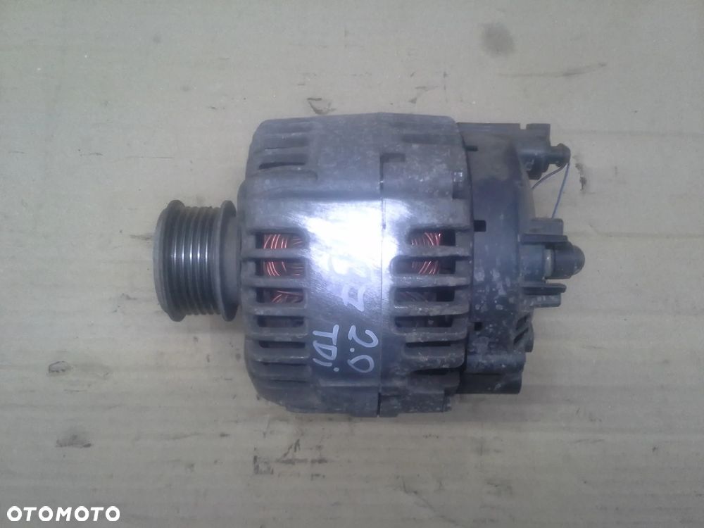Audi A4 B7 2.0 TDi alternator Valeo 06F903023H TG14C015 2542893E - 1