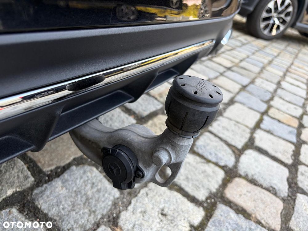 Mercedes-Benz Klasa E 220 d 4Matic 9G-TRONIC Edition AMG Line - 29
