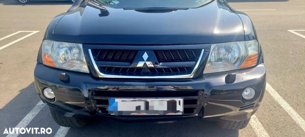 Mitsubishi Pajero - 16