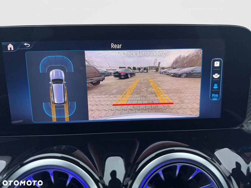 Mercedes-Benz GLB 200 AMG Line 7G-DCT - 16