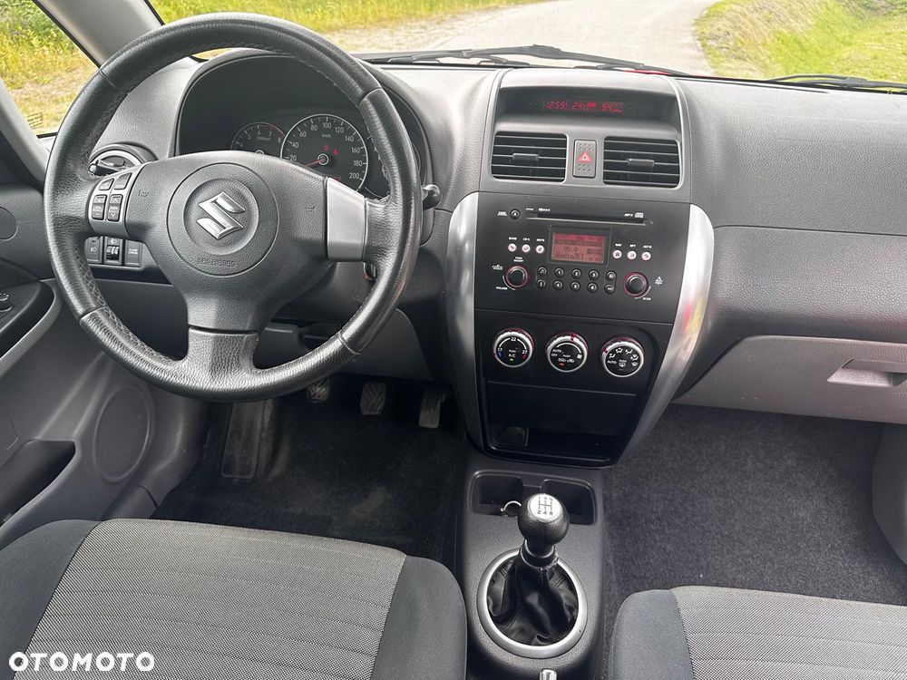 Suzuki SX4 1.6 GLX / Comfort - 8