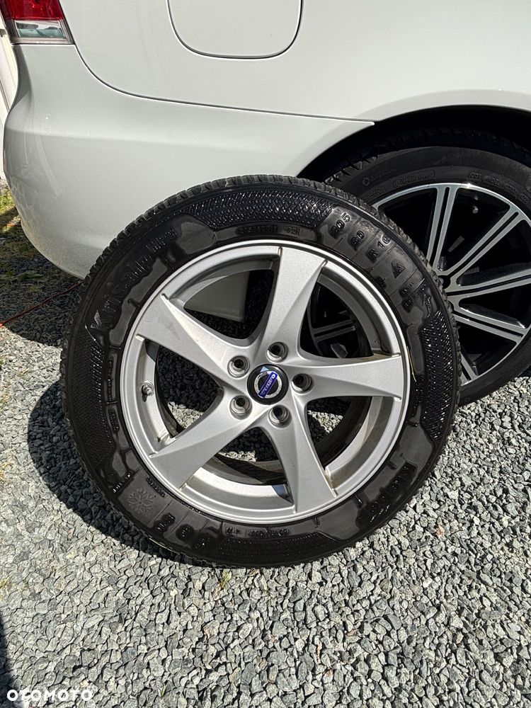 Volvo V70 D2 Summum - 19