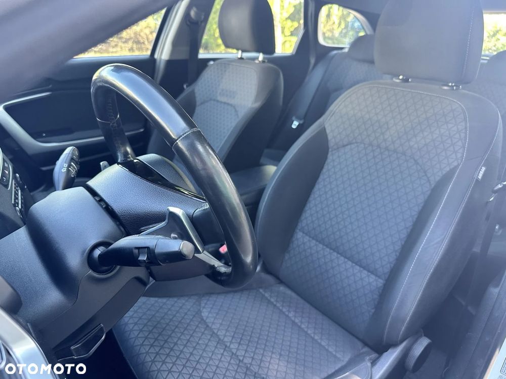Kia Ceed - 15