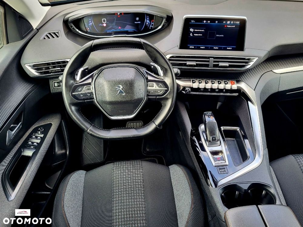 Peugeot 5008 - 26