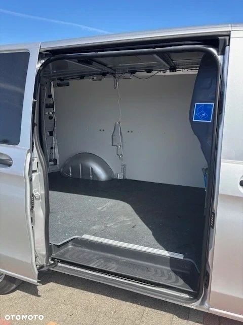 Mercedes-Benz VITO - 8