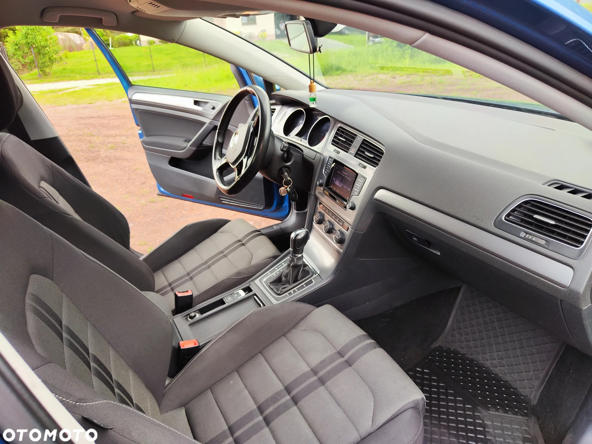 Volkswagen Golf 1.2 TSI BlueMotion Technology DSG Comfortline - 16