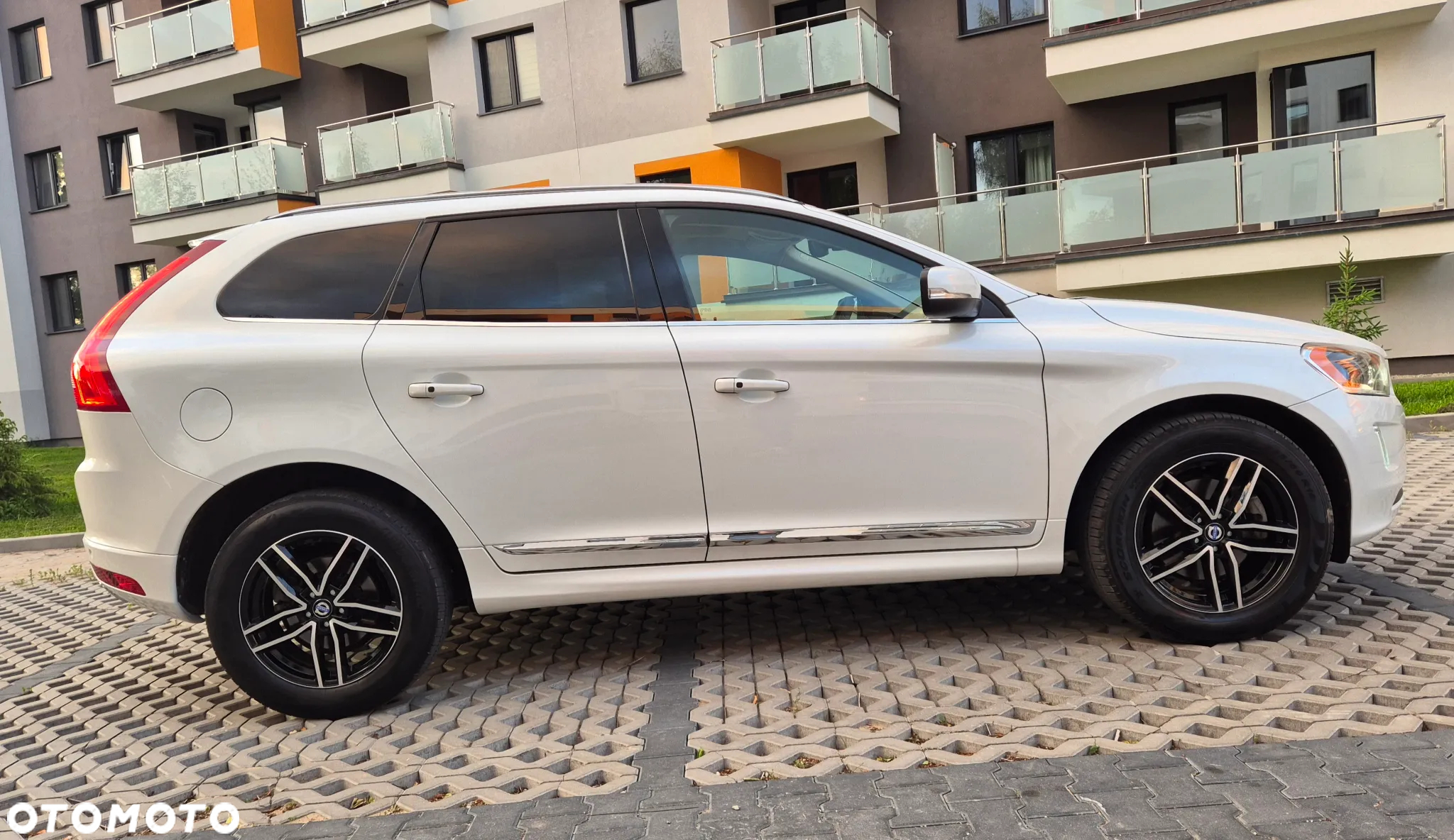 Volvo XC 60 T5 Geartronic Summum - 4
