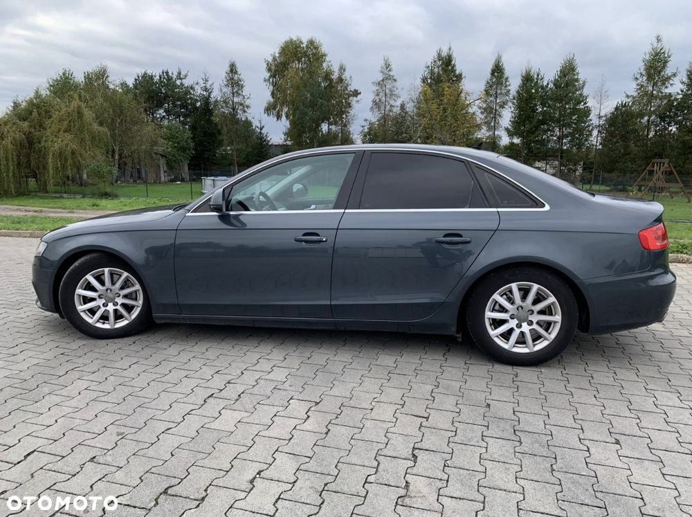 Audi A4 Limousine 2.0 TDI DPF Ambiente - 5
