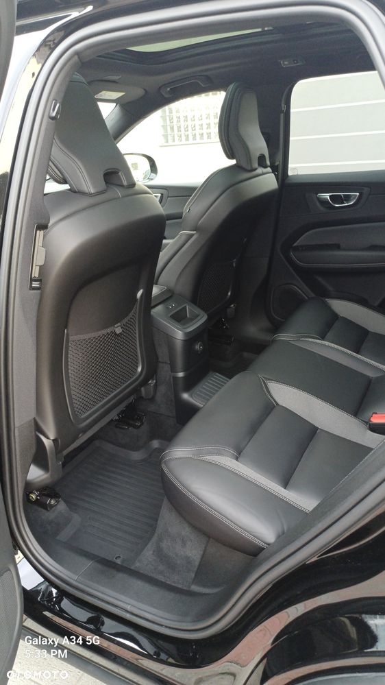 Volvo XC 60 T6 AWD Geartronic RDesign - 10