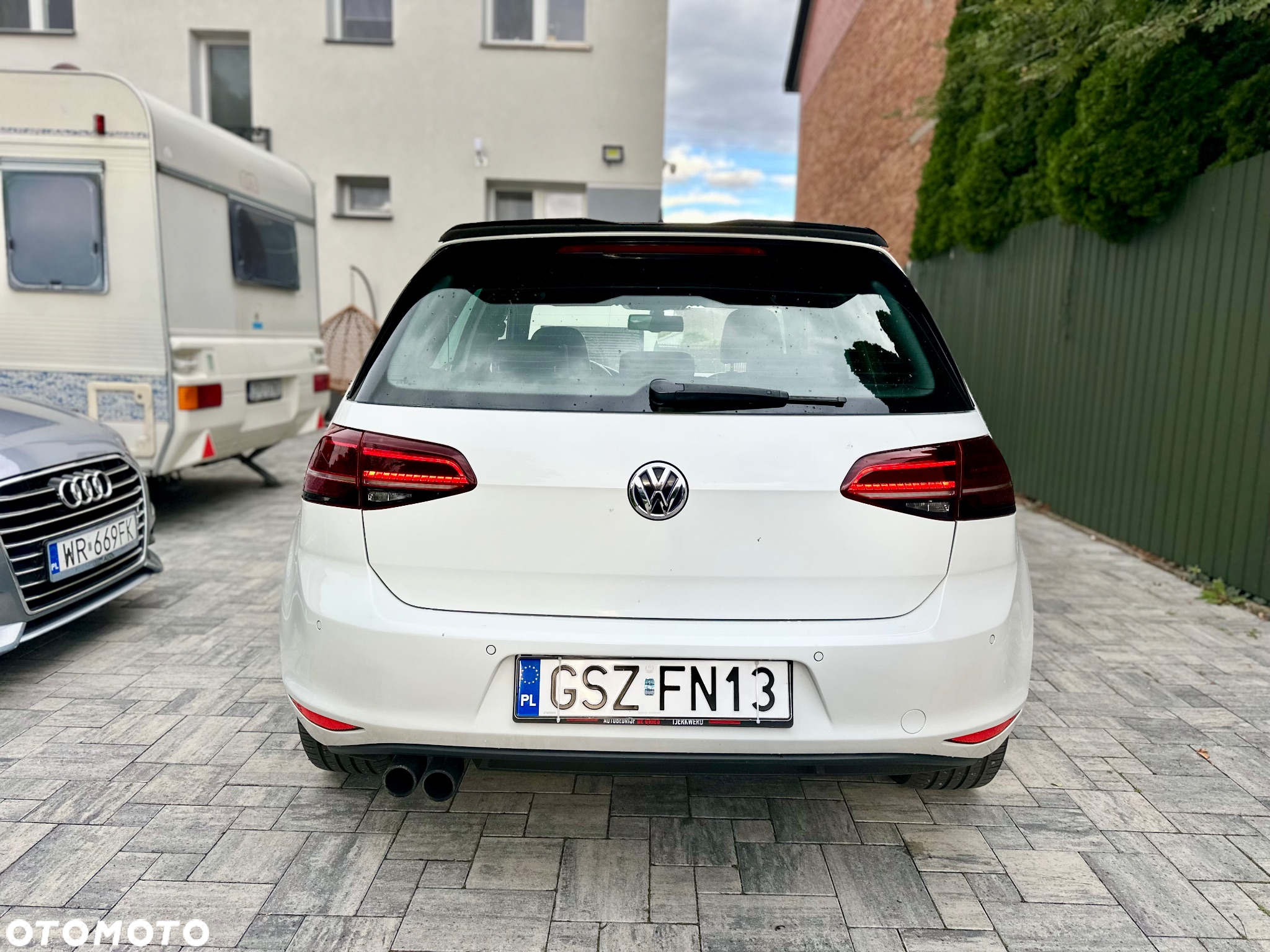 Volkswagen Golf - 3