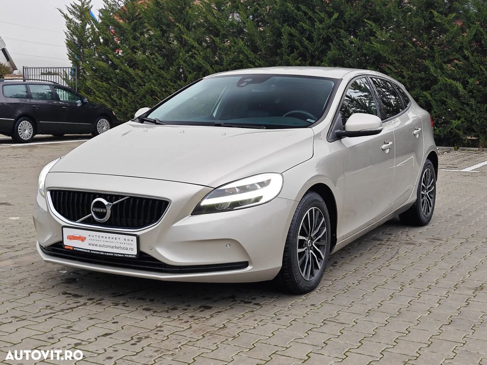 Volvo V40 D2 Geartronic Linje Svart - 1