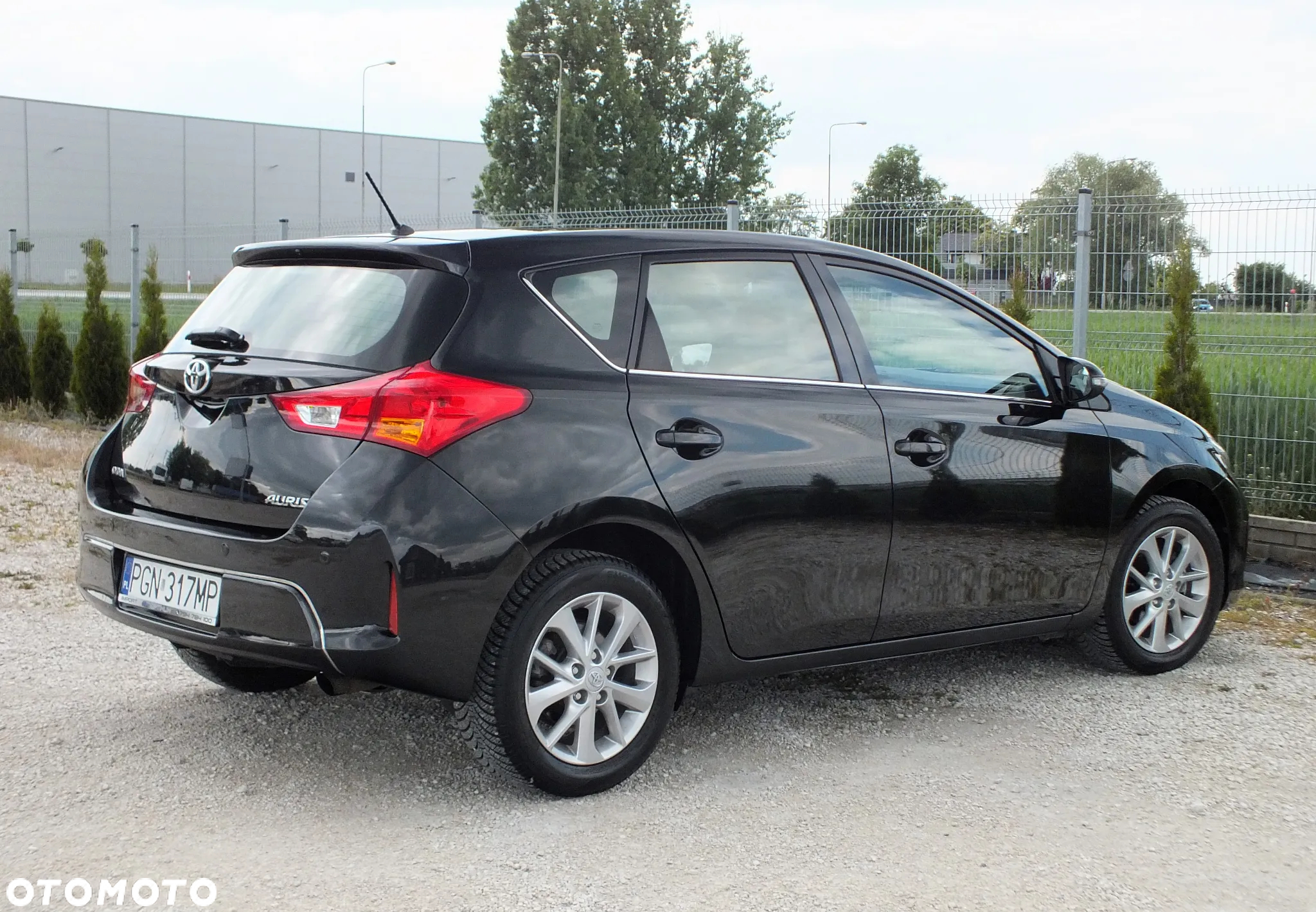 Toyota Auris 1.6 Premium - 4