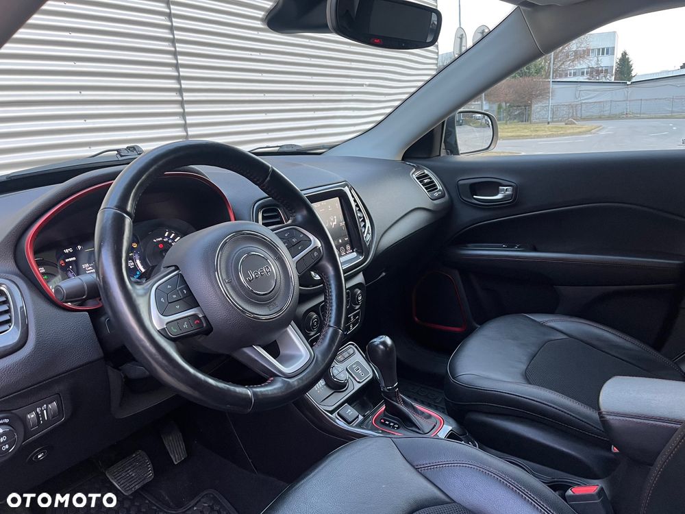 Jeep Compass - 11