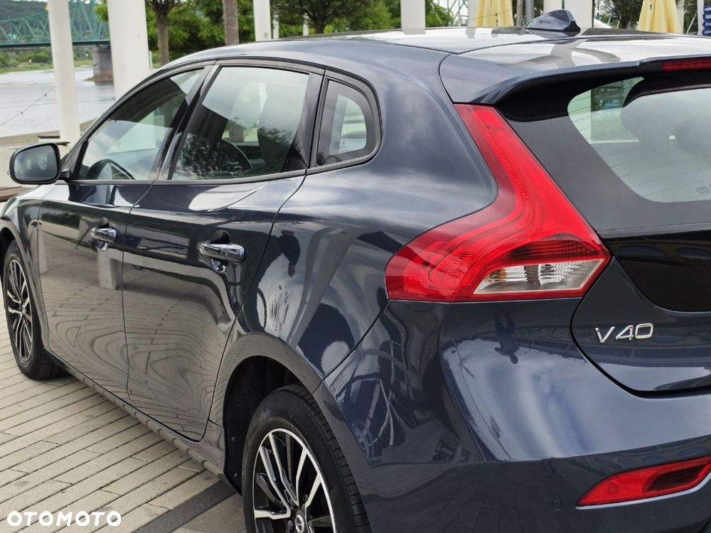 Volvo V40 - 31