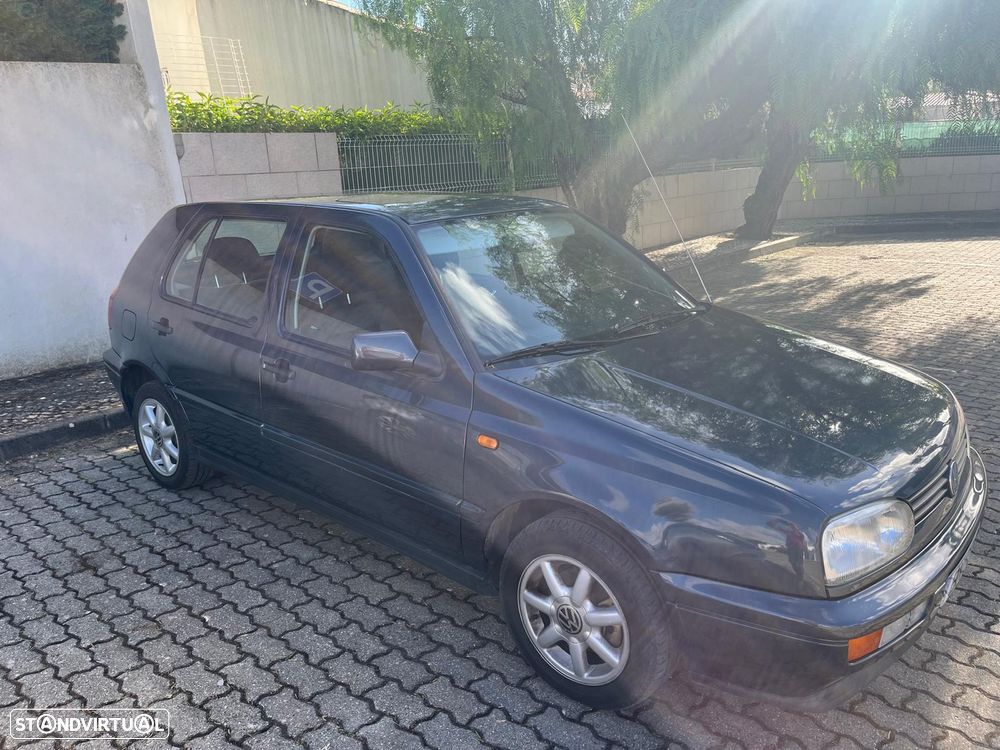 VW Golf - 6