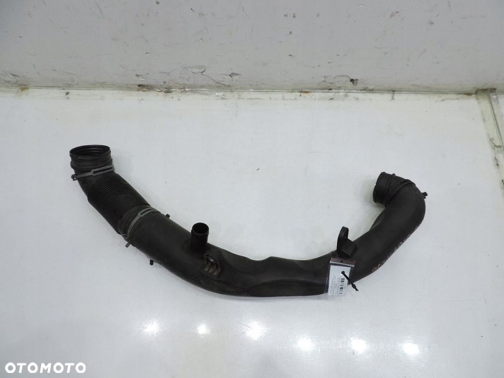 WĄŻ RURA DOLOT POWIETRZA SKODA OCTAVIA II 1.9 TDI - 2