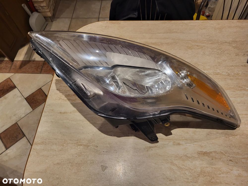 Reflektor Prawy  (H1/H7/PY21W, elektryczny, z silnikiem , kolor kierunkowskazu: biały FORD MONDEO IV 07.10-01.15 VISTEON - 5