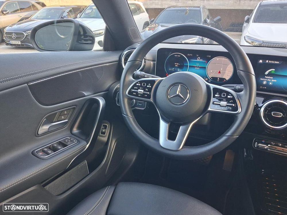 Mercedes-Benz CLA 180 d Shooting Brake Progressive Aut. - 13