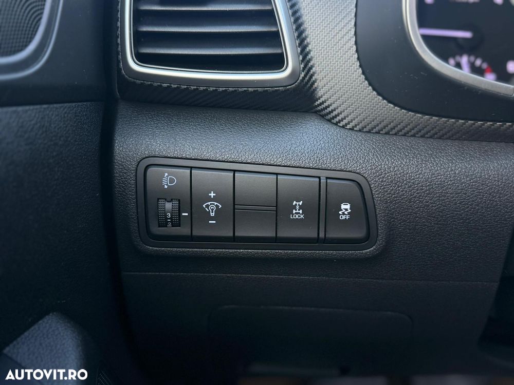 Hyundai Tucson blue 1.6 CRDi 4WD DCT Style - 24