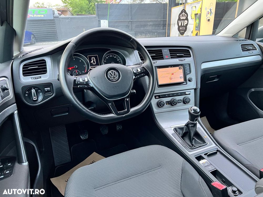 Volkswagen Golf 1.6 TDI (BlueMotion Technology) Comfortline - 16