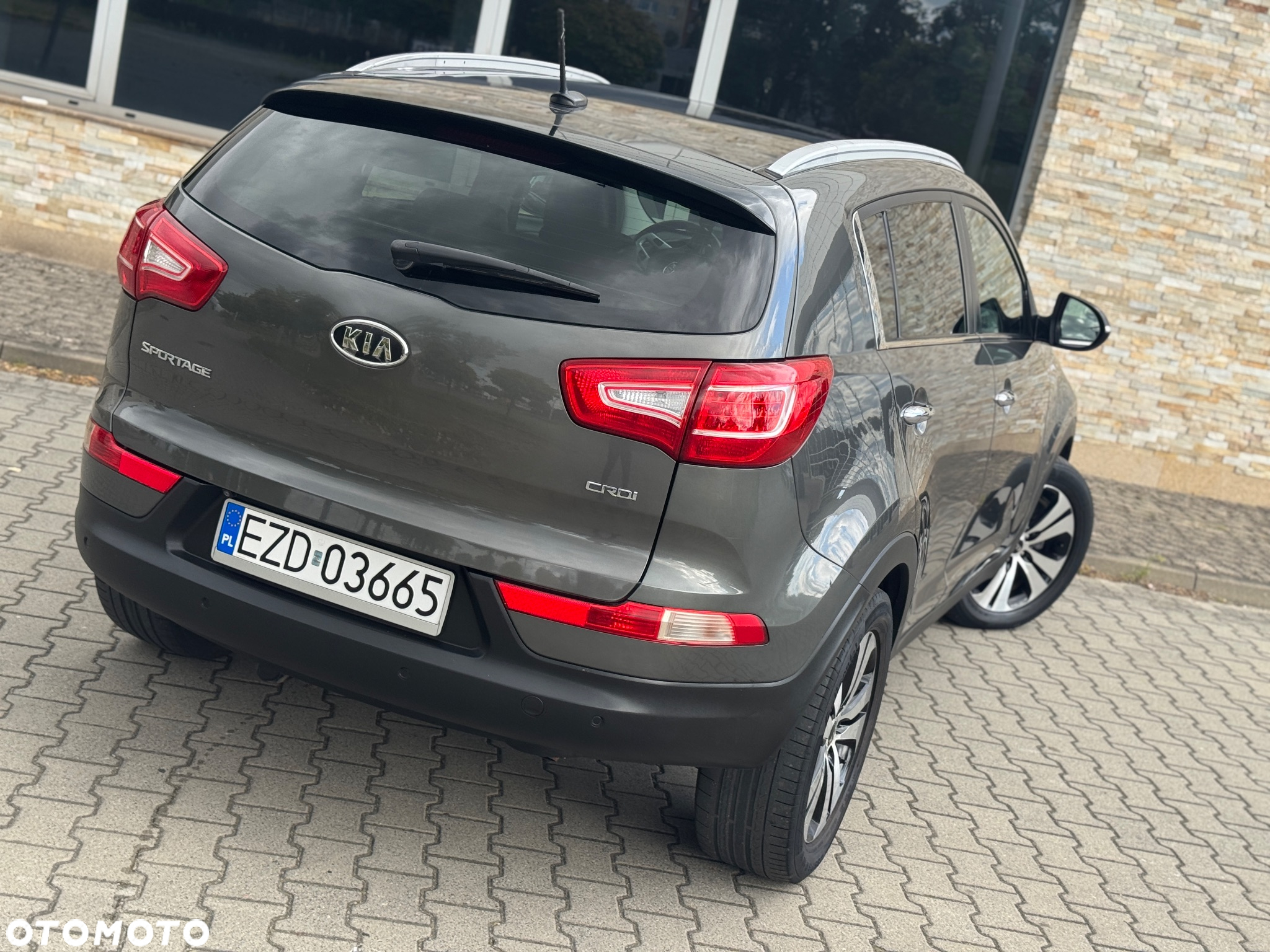 Kia Sportage 2.0 CRDI AWD Dream-Team Edition - 34