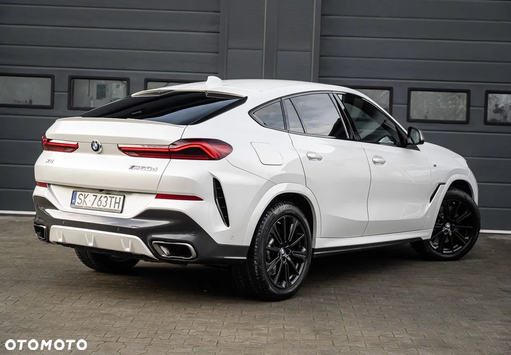 BMW X6M - 13