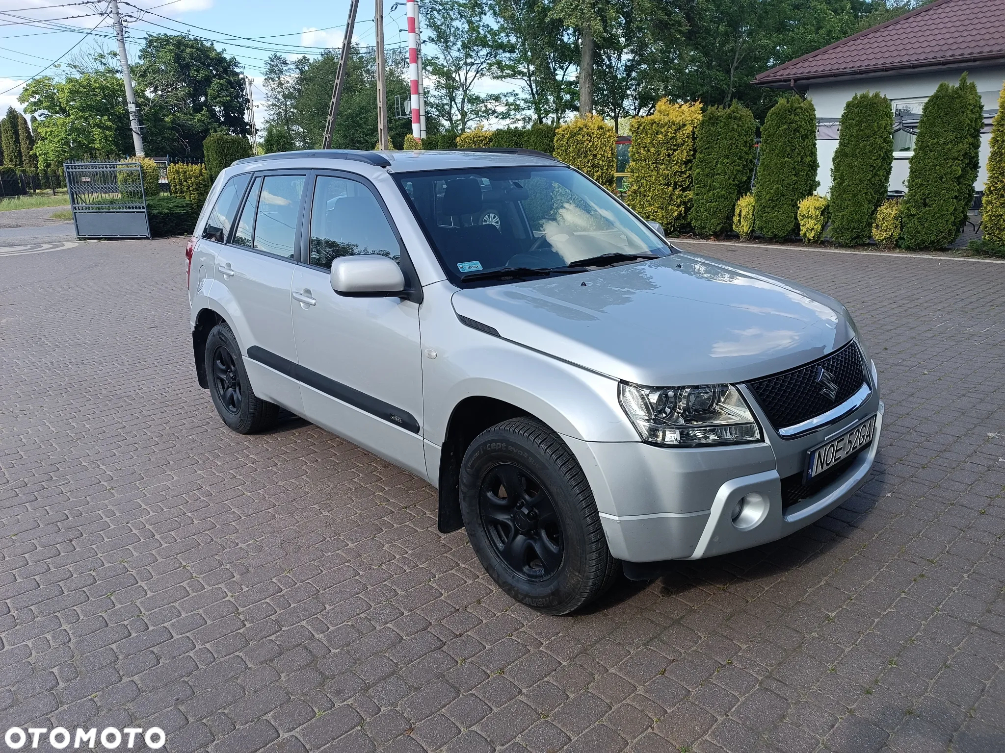 Suzuki Grand Vitara 2.0 - 4