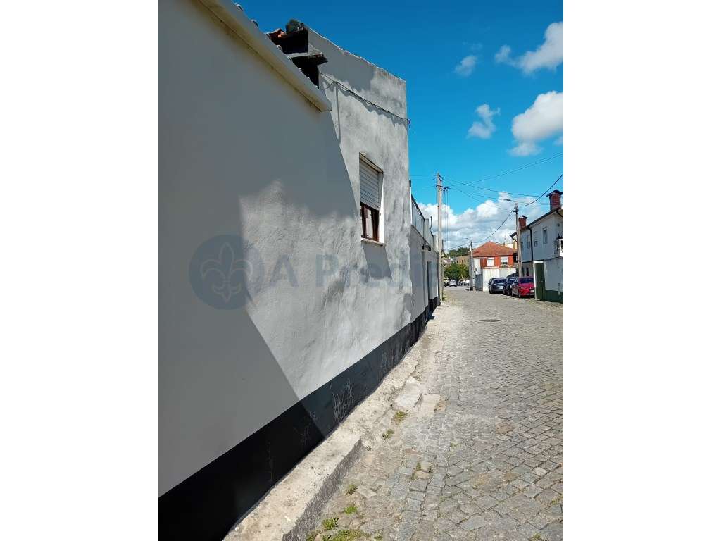 Moradia V3 - Centro da Madalena - Grande imagem: 5/6