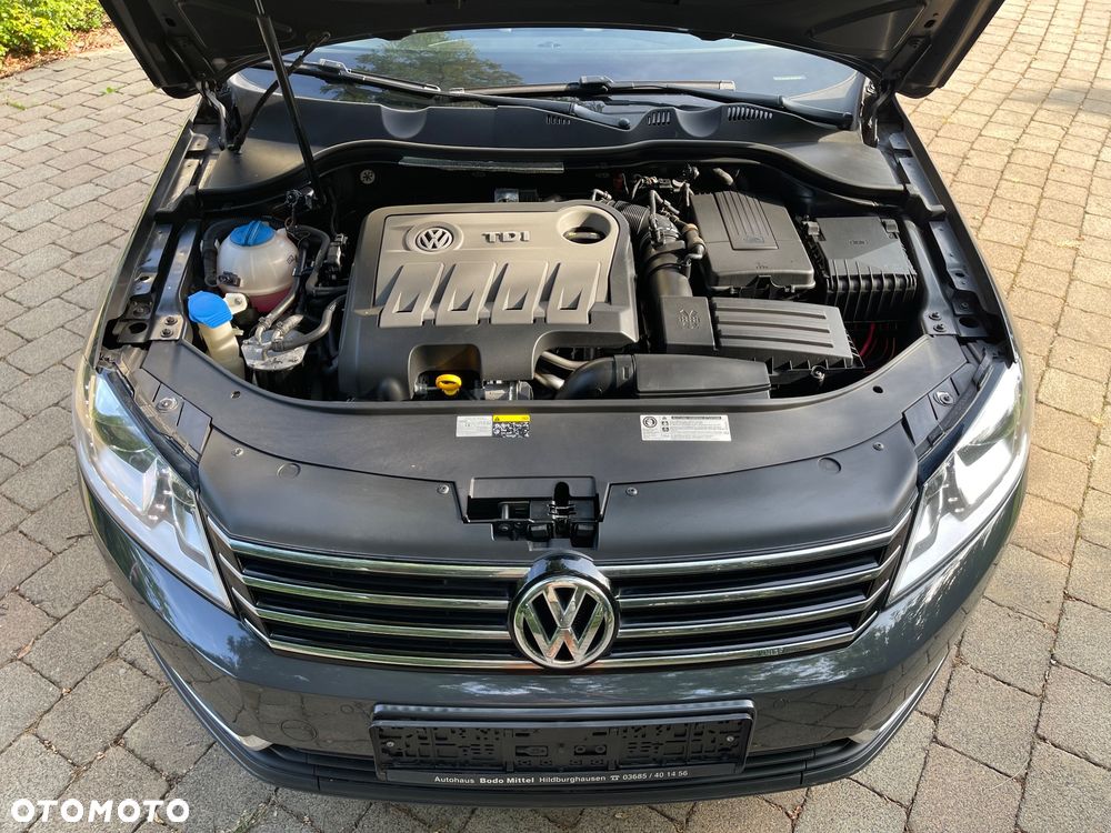 Volkswagen Passat 2.0 TDI BlueMotion Technology Comfortline - 26