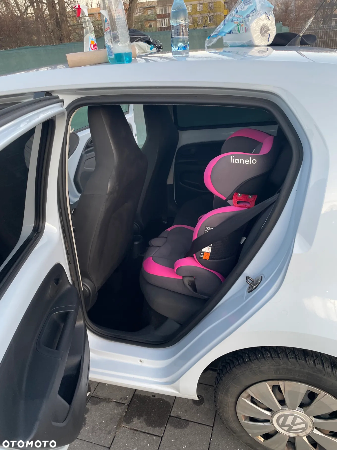 Volkswagen up! - 3