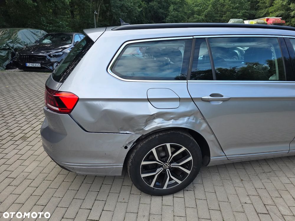 Volkswagen Passat 1.5 TSI EVO Business DSG - 4