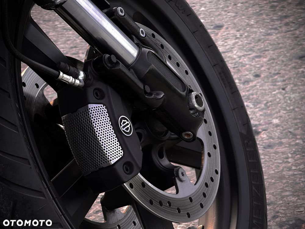 Harley-Davidson V-Rod Night Rod - 16