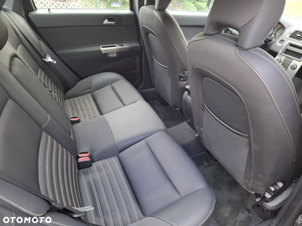 Volvo S40 2.0D Momentum - 7