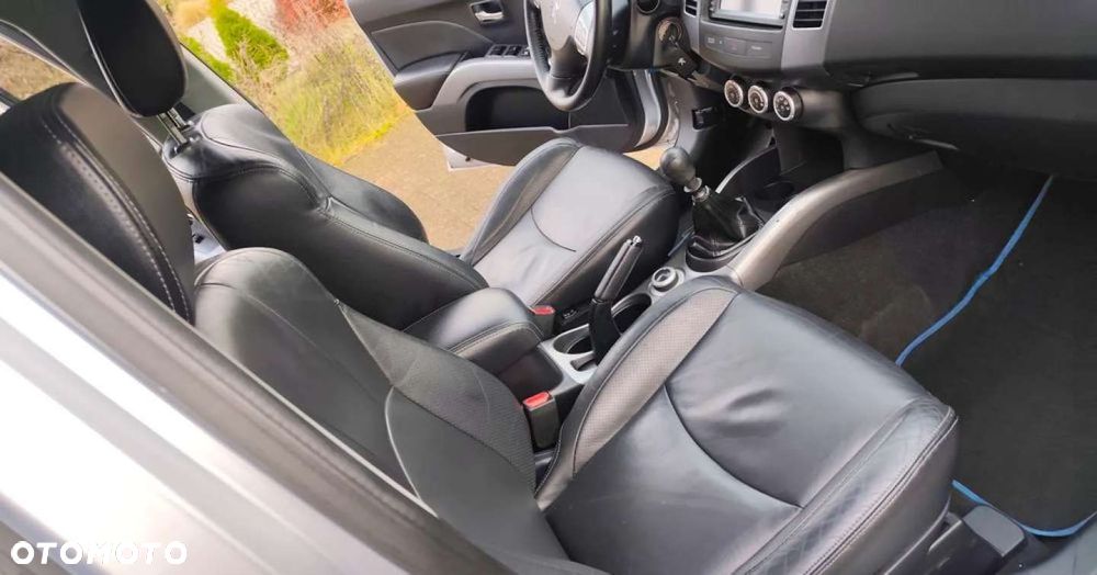 Peugeot 4007 HDI FAP 5-Sitzer Sport - 30