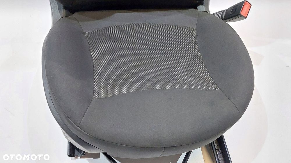 fotel prawy pasażera podgrzewany mini clubman r55 11r - 5